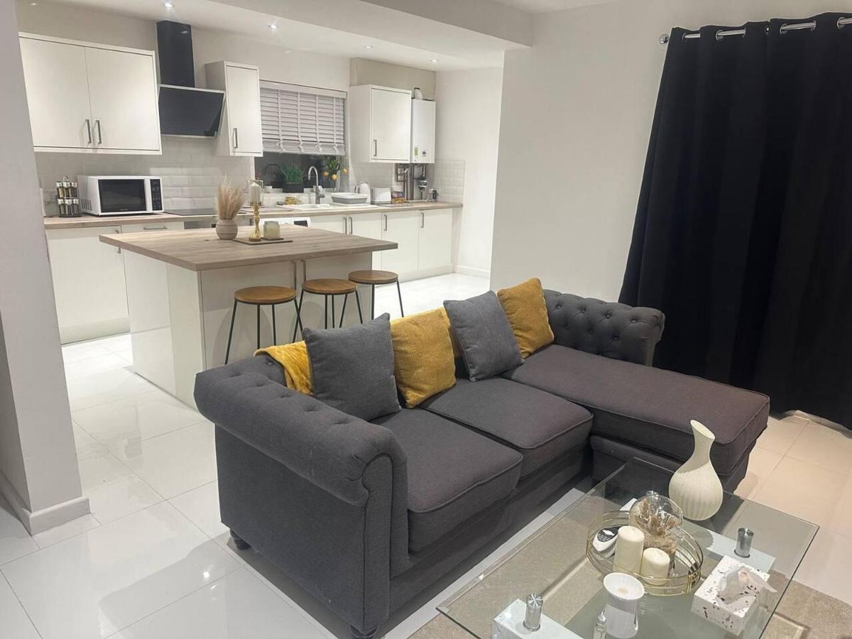 Charming 3-Bed Home Minutes From City Centre Nottingham Esterno foto