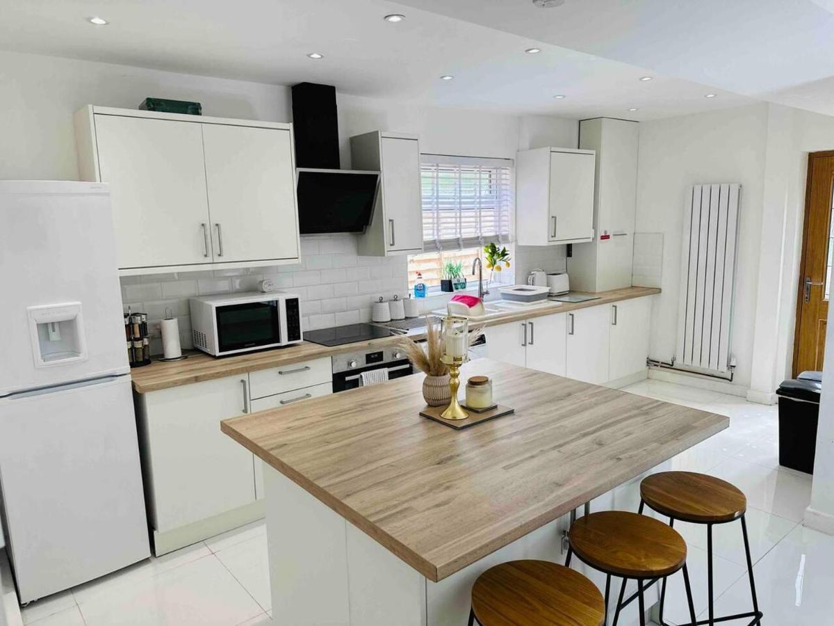 Charming 3-Bed Home Minutes From City Centre Nottingham Esterno foto