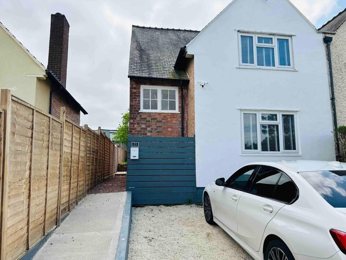 Charming 3-Bed Home Minutes From City Centre Nottingham Esterno foto