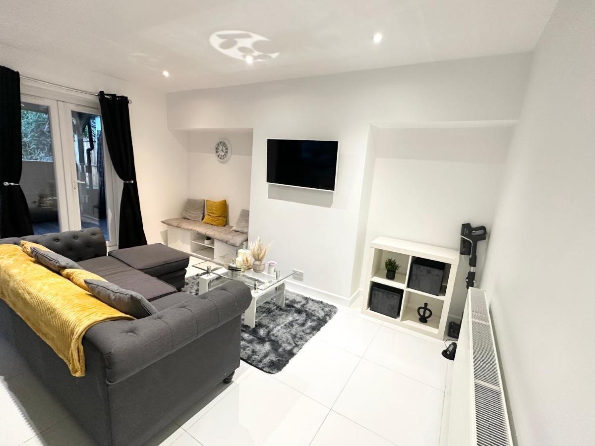 Charming 3-Bed Home Minutes From City Centre Nottingham Esterno foto